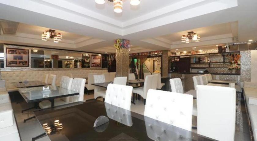 Oyo 253 Kk 11 Boutique 2*